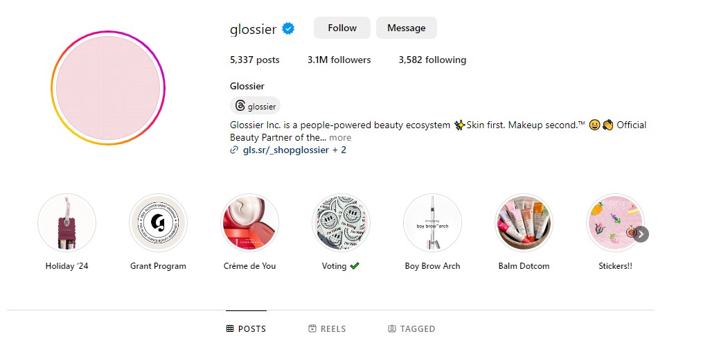 Glossier's Instagram business account Strategy